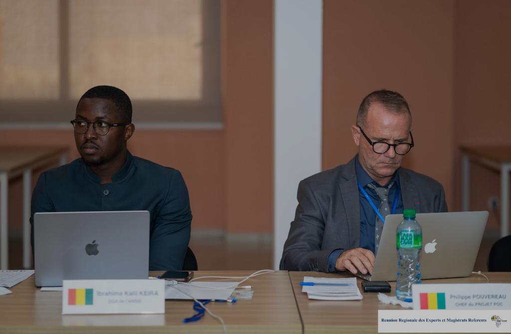 ANSSI Guinée (@anssiguinee) on Twitter photo #𝗗𝗮𝗸𝗮𝗿 | 𝗽𝗿𝗼𝗷𝗲𝘁 𝗡𝗘𝗧-𝗖𝗢𝗣
𝗟𝗲 𝗗𝗚𝗔 𝗱𝗲 𝗹'<a href="/AnssiGuinee/">ANSSI Guinée</a>, 𝗠. <a href="/KeiraIbra224/">Keira Ibrahima Kalil</a> séjourne actuellement à 𝗗𝗮𝗸𝗮𝗿 pour prendre part à la réunion technique des experts et magistrats référents du 09 au 10 Mai 2023.
𝘄𝘄𝘄.𝗮𝗻𝘀𝘀𝗶.𝗴𝗼𝘃.𝗴𝗻
#𝗗𝗮𝗸𝗮𝗿 #𝗗𝗮𝗸𝗮𝗿 | 𝗽𝗿𝗼𝗷𝗲𝘁 𝗡𝗘𝗧-𝗖𝗢𝗣
𝗟𝗲 𝗗𝗚𝗔 𝗱𝗲 𝗹'<a href="/AnssiGuinee/">ANSSI Guinée</a>, 𝗠. <a href="/KeiraIbra224/">Keira Ibrahima Kalil</a> séjourne actuellement à 𝗗𝗮𝗸𝗮𝗿 pour prendre part à la réunion technique des experts et magistrats référents du 09 au 10 Mai 2023.
𝘄𝘄𝘄.𝗮𝗻𝘀𝘀𝗶.𝗴𝗼𝘃.𝗴𝗻
#𝗗𝗮𝗸𝗮𝗿