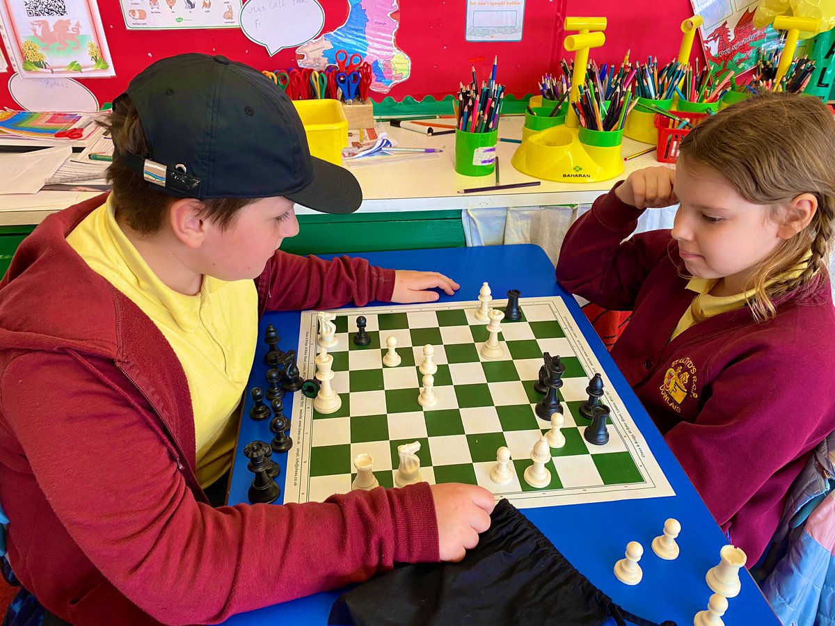 Illtyds_RC's tweet photo. Another great turnout for Mr Dodington’s chess club.  As well as being a fun game, it also helps our children develop their analytical skills and teaches life-skills!

@schoolschess #bcaClubs  @MerthyrCBC #MastersInTheMaking
@StuartRRSA #article31 https://t.co/EG9S8k09OF