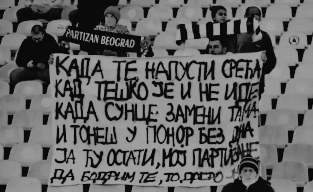 Grobaris1970's tweet photo. Ne mogu oka da sklopim, nisam tužan, već ponosan i pomalo razočaran jer su očikivanja nakon 2-0 bila najveća moguća. Na razočarenja sam navikao, a ovaj tim je nešto veliko u nastajanju. 
BLAGO ONOME KO JE BIO SA NAMA U POBEDAMA, KAO I U PORAZIMA...

al' niko tako kao mi... 🖤🤍 https://t.co/x6YS4gxFE1