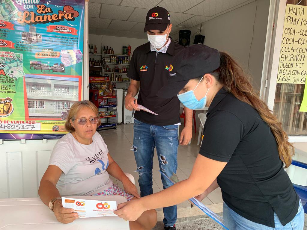 GobMeta's tweet image. En Acacías, el Grupo Anticontrabando del Meta adelantó jornada de sensibilización junto a los comerciantes.
Estamos seguros de que entre 
todos podemos combatir la venta 
ilícita de cigarrillos, licores y 
cervezas en el Departamento.
#TodosContraElContrabando @FNDCol