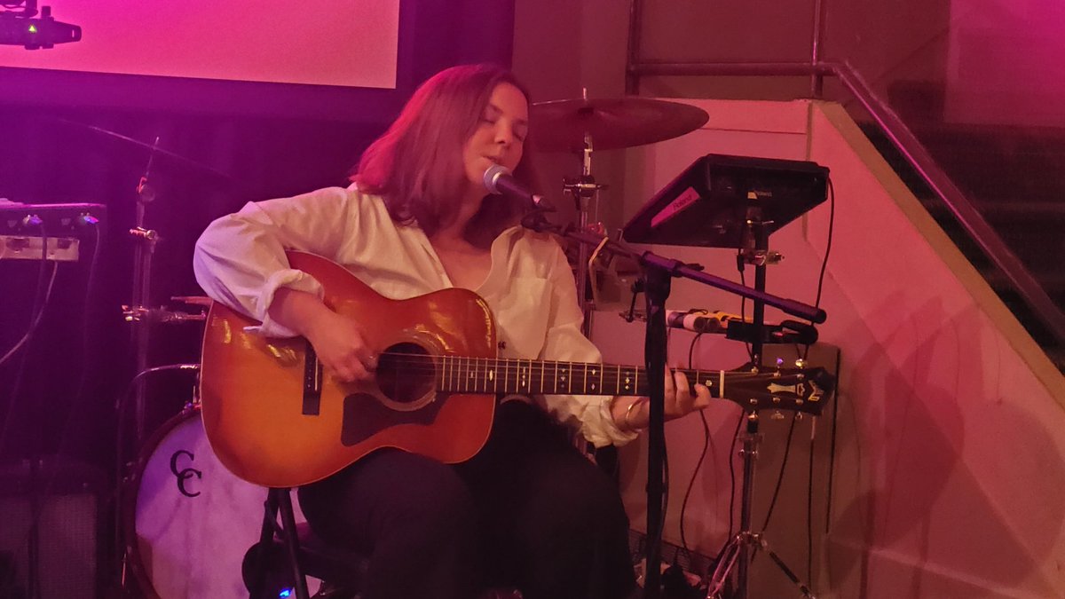 Wowwww <a href="/Mearband/">Mear</a> and Sadie at <a href="/SJArtsCentre/">SJ Arts Centre</a> were so good!