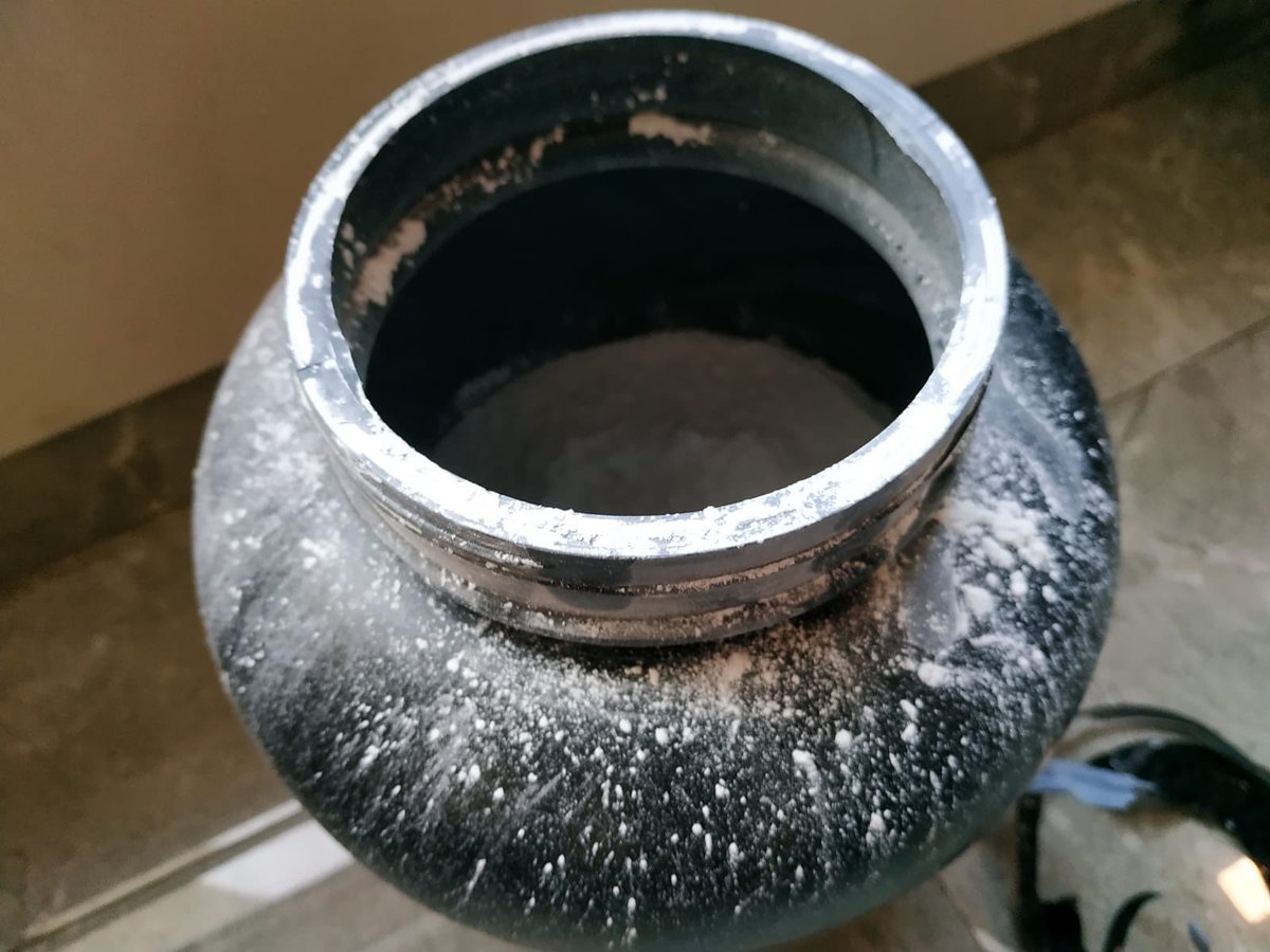 minkx_s's tweet photo. @flipkartsupport @Flipkart Was shipped Fake whey protein from Flipkart it was filled with talcum powder. 
spoke to customer service over a dozen times for help but like a parrot reading from a script mechanically one answer I received 'Sorry this is a non returnable product!' https://t.co/65rjgcV9MQ