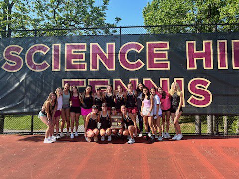 Congratulations to our girls for winning the Region Championship today against Sevier County!  Shout out to Armita Kordamiri on wining her match to clinch. They deserve all the accolades with their hard work and excellent play! Let’s go Girls! 👸🎩🎾