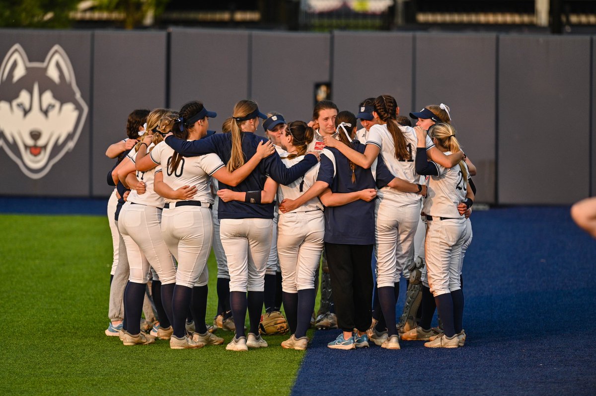 Thank you fans!!! To everyone who has supported us throughout the year, we can’t thank you enough. Time to get back to work and we’ll see you next year. Go Dawgs. 

#ButlerWay
