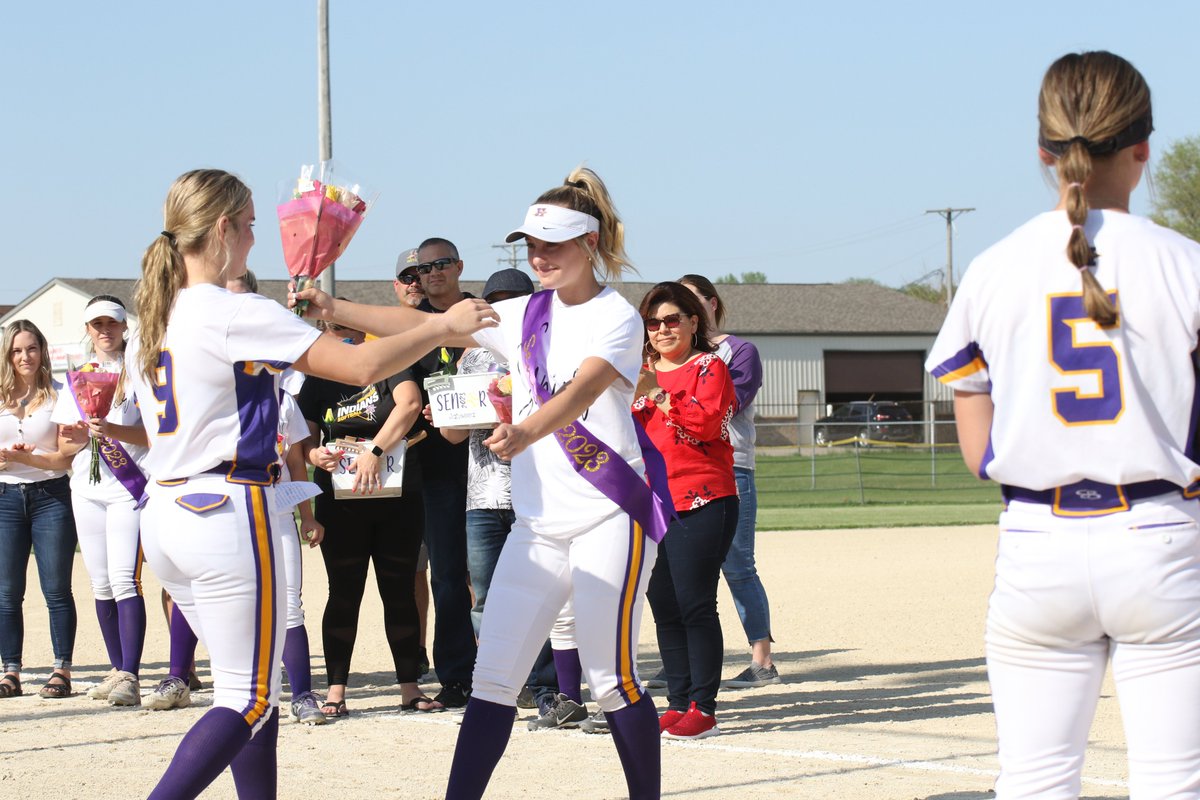 Hononegah Softball tweet media