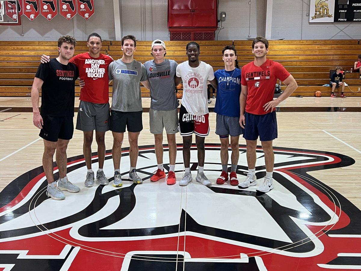 Had a couple alumni stop by to get in some hoops💪once a sentinel always a sentinel❤️