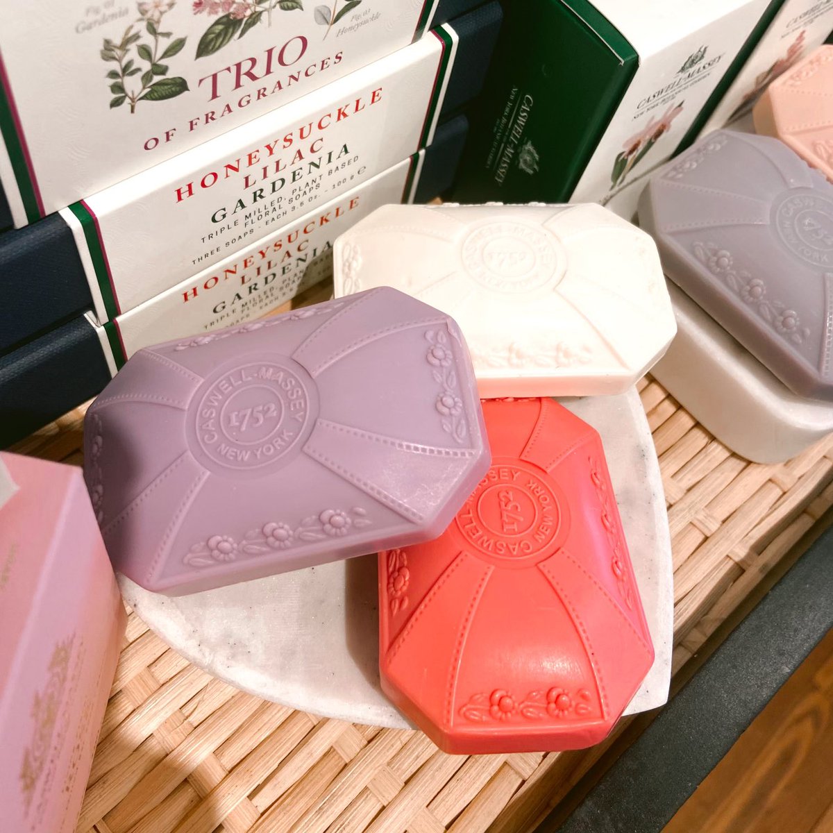 Lemonceillo Home & Gift ππ (@lemonceillo) on Twitter photo Great gifts for Mom!π« Whatβs better than the gift of self-care from North Americaβs oldest soap & fragrance maker <a href="/caswellmassey/">Caswell-Massey</a>! In Canada, only <a href="/Lemonceillo/">Lemonceillo Home & Gift ππ</a> Home & Gift ππ #ininglewood #shoplocalyyc #mothersday Great gifts for Mom!π« Whatβs better than the gift of self-care from North Americaβs oldest soap & fragrance maker <a href="/caswellmassey/">Caswell-Massey</a>! In Canada, only <a href="/Lemonceillo/">Lemonceillo Home & Gift ππ</a> Home & Gift ππ #ininglewood #shoplocalyyc #mothersday
