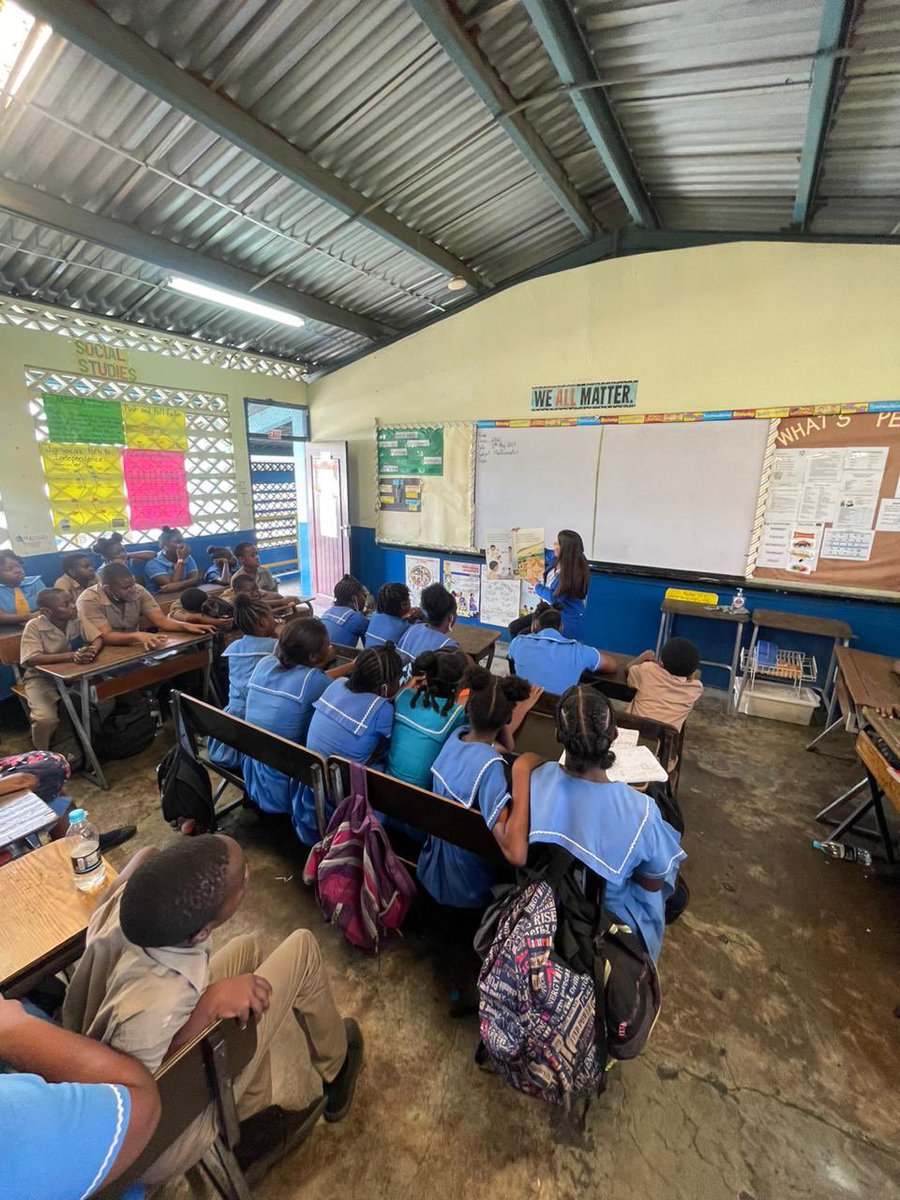Angieshakira's tweet photo. I encouraged the kids to be kind to everyone they encounter in their lives, because as the story of Billy the Bully taught us, all we need is LOVE. Reading is vital to their growth, enriching their intellect, increasing their knowledge. #schooladoptionprogram #reading #love https://t.co/OB5eEsezFb