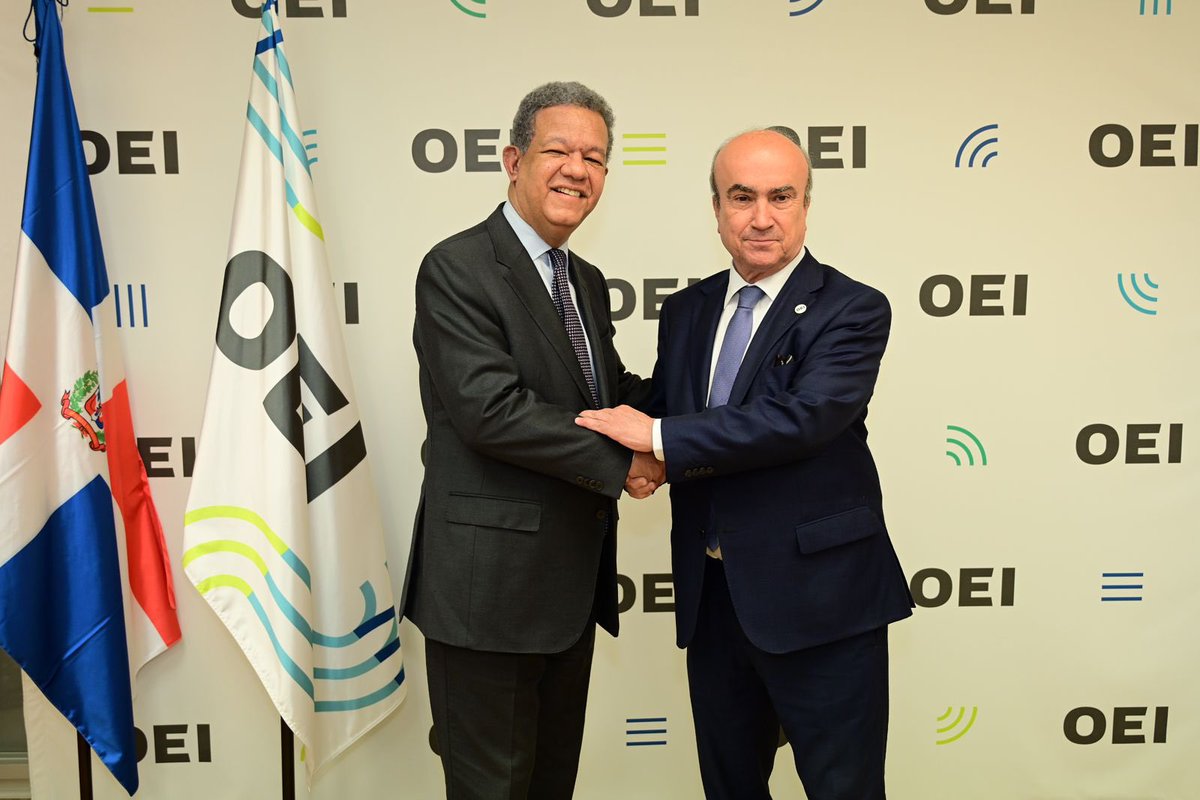 Leonel Fernández tweet media