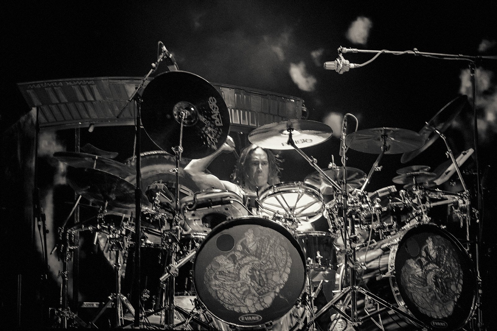 Happy birthday Danny Carey, one of my favs drummers ever. 