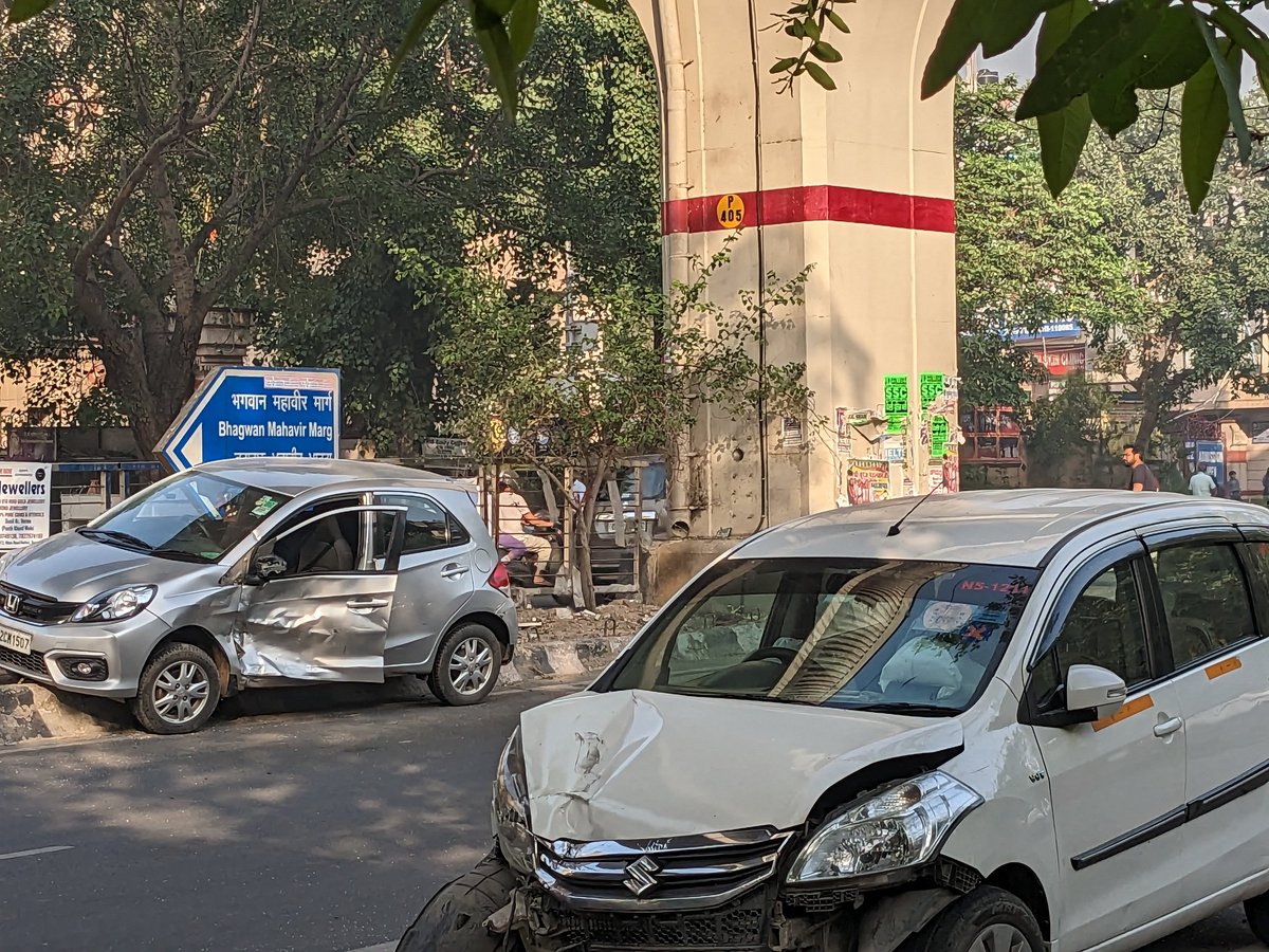 It's almost a year we have been Complaining to install a redlight again which was removed due to road repairs. Will this be installed after loosing few lives?