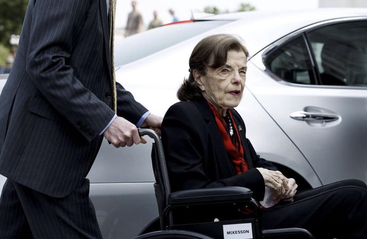 She looks sound of mind and body just like #StevenHawking 💀