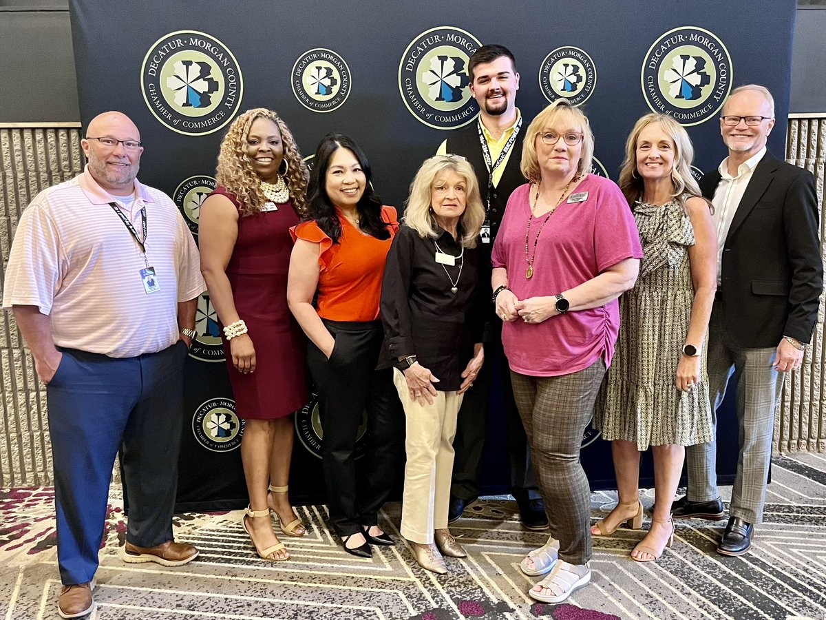 AUFNATC's tweet image. Enjoyed the 2023 Small Business Awards luncheon today with MarMac Real Estate.  Congrats to the award winners and thank you to Decatur-Morgan County Chamber of Commerce.  Im super proud of our community.  #decatur #PositivelyDecatur #hometown #realtor #realestate