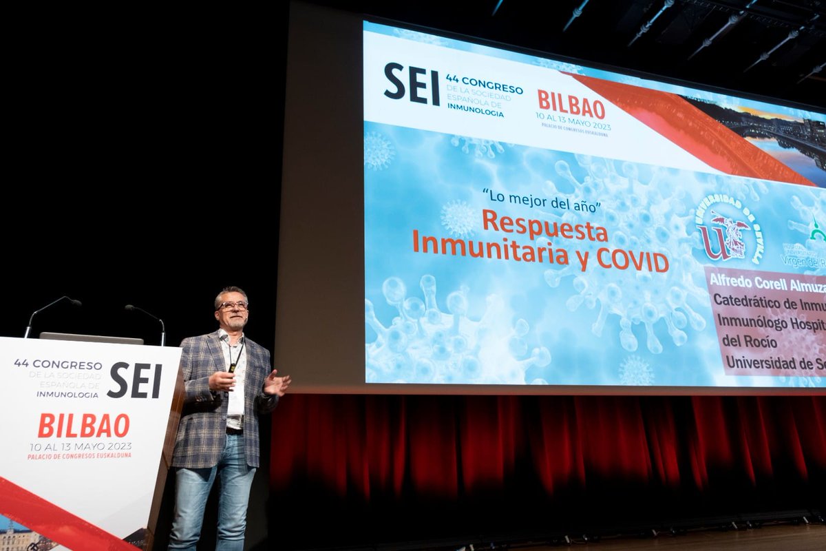 SEinmunologia's tweet photo. 🦠 Respuesta inmunitaria y #COVID.
El Dr. @alfredocorell, catedrático de Inmunología @unisevilla @HospitalUVRocio 🗯 nos cuenta qué ha sido lo mejor del año 🎸 durante el 44 Congreso #SEI2023 en #Bilbo 💪

https://t.co/NcYrTKUy8s https://t.co/hidnLqsoti