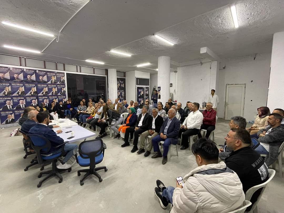NURSUN🇹🇷 (@nursunayancetin) on Twitter photo Manavkuyu SKM’izde mahalle başkanlarının katılımıyla genişletilmiş yönetim kurulu toplantımızı gerçekleştirdik. Sandıklar hakkında istişare yaptık.Bayraklı teşkilatı olarak tüm sandıklara sahip çıkacaz
#DogrusuAkParti
<a href="/avhamzadag/">HAMZA DAĞ</a>
<a href="/Bilalsaygili/">Bilal Saygılı</a>
<a href="/nailkocabas35/">Nail KOCABAŞ 🇹🇷</a>
<a href="/NecdetHEPPEKCA2/">Necdet HEPPEKCAN</a> Manavkuyu SKM’izde mahalle başkanlarının katılımıyla genişletilmiş yönetim kurulu toplantımızı gerçekleştirdik. Sandıklar hakkında istişare yaptık.Bayraklı teşkilatı olarak tüm sandıklara sahip çıkacaz
#DogrusuAkParti
<a href="/avhamzadag/">HAMZA DAĞ</a>
<a href="/Bilalsaygili/">Bilal Saygılı</a>
<a href="/nailkocabas35/">Nail KOCABAŞ 🇹🇷</a>
<a href="/NecdetHEPPEKCA2/">Necdet HEPPEKCAN</a>