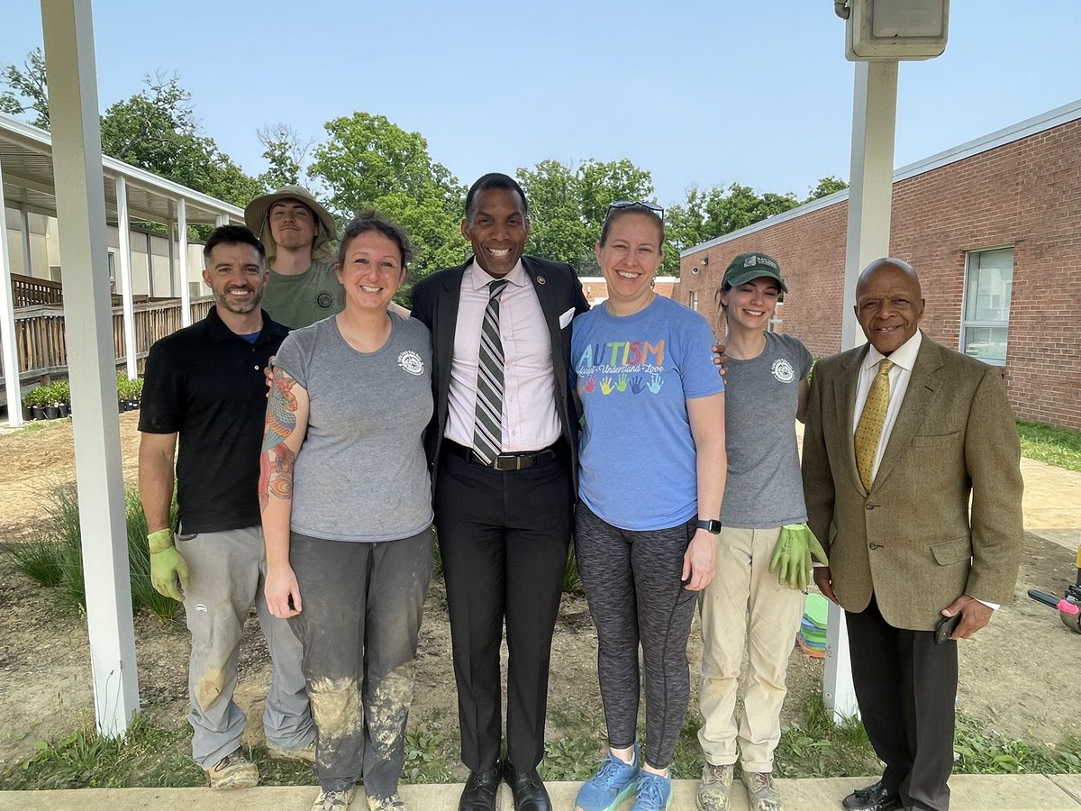 FCPS Get2Green tweet media