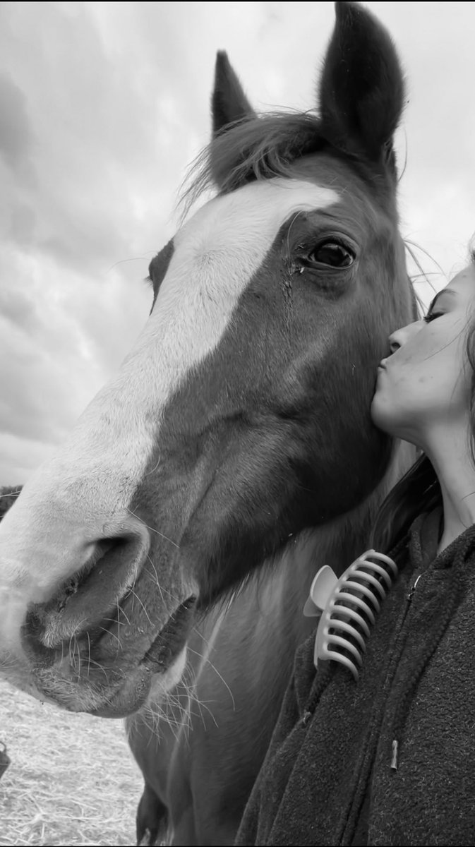 KiraMichelle7's tweet photo. Sometimes I really need you ❤️‍🩹 https://t.co/TzljXTpEdl