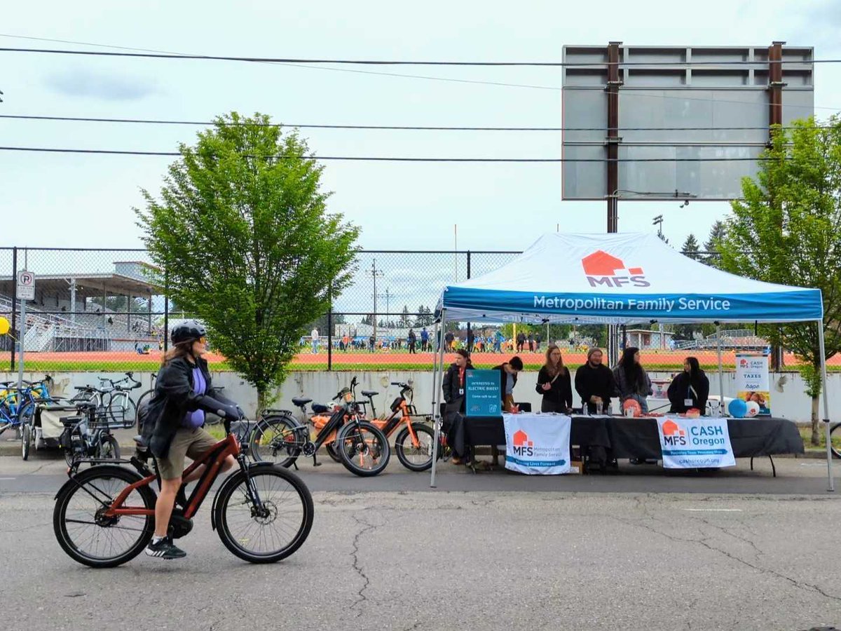 🚲 Two kids &amp; your groceries? A friend? A moving box? ECargo bikes can do the job. We helped participants at the Portland <a href="/SundayParkways/">Portland Sunday Parkways</a> event test ride these versatile two-wheelers. Forth &amp; <a href="/mfspdx/">MFS</a> gave first-hand info about loans for low-inc. earners. 👉ow.ly/ksAF50OkW1w