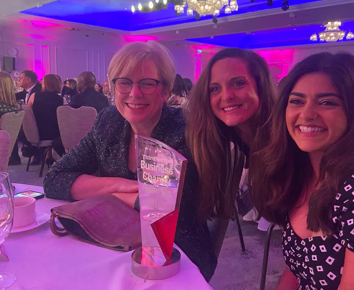 Just wow! We won ‘Project of the Year’ @BusinessCawards for our partnership with @JohnLewisRetail to develop #HappyHealthyHome, an online training programme for Home-Start Volunteers, empowering them to work with families to improve food, sleep and finances. #CorporatePartner 💜