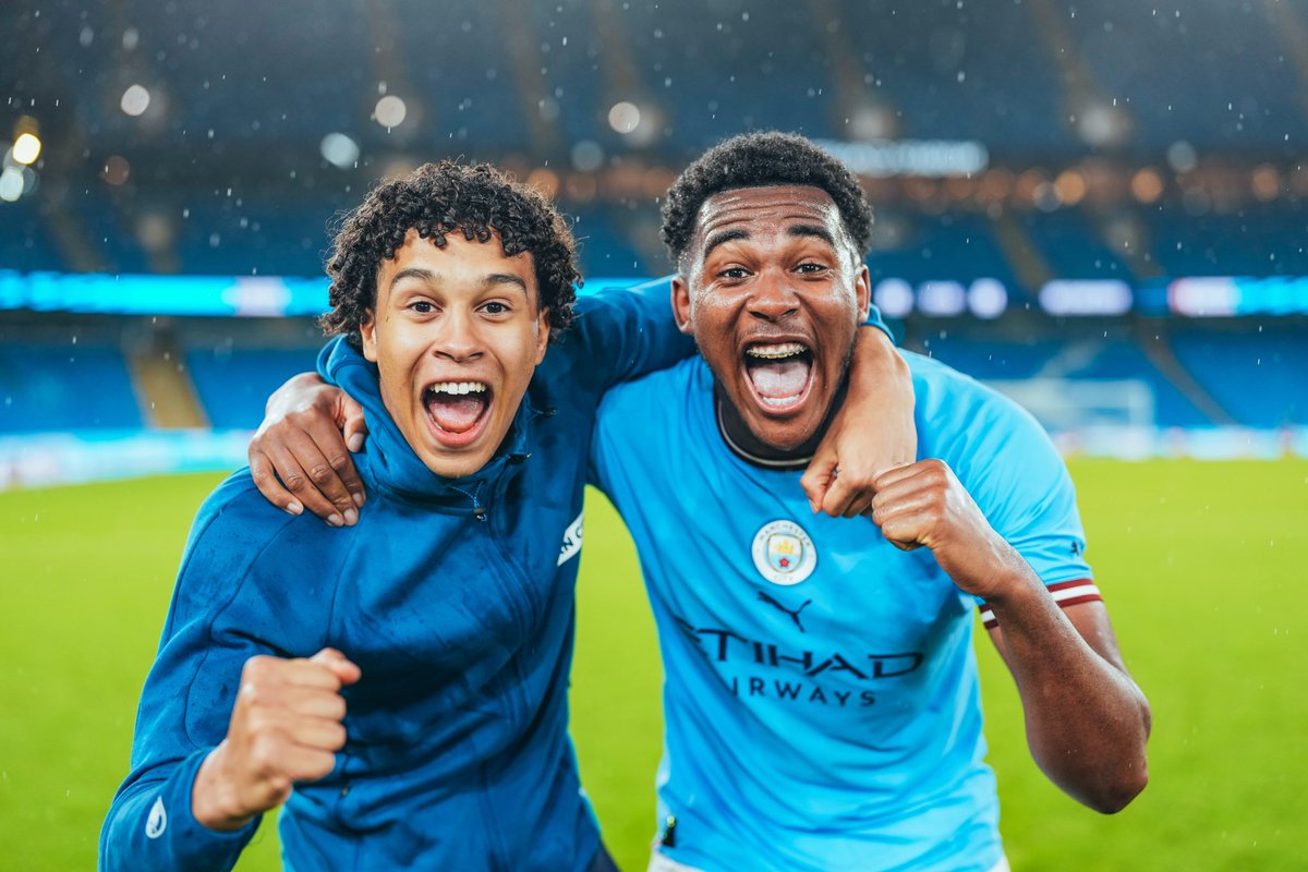 ManCity's tweet photo. WHAT A FEELING! 🫶 #PLU18 https://t.co/cWtTHVwqeg