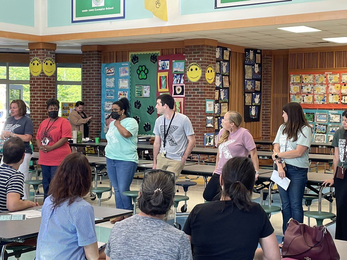 Proud of our awesome kindergarten team leading K parent orientation tonight!  Incredible, dedicated, caring educators 💛💚🐾