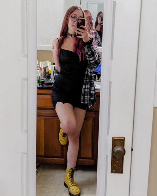 Felt cute for my date last night https://t.co/FOsDDZBDO7<a href="/tag/progress"class="tags"><span>#progress</span></a><a href="/tag/poledance"class="tags"><span>#poledance</span></a>