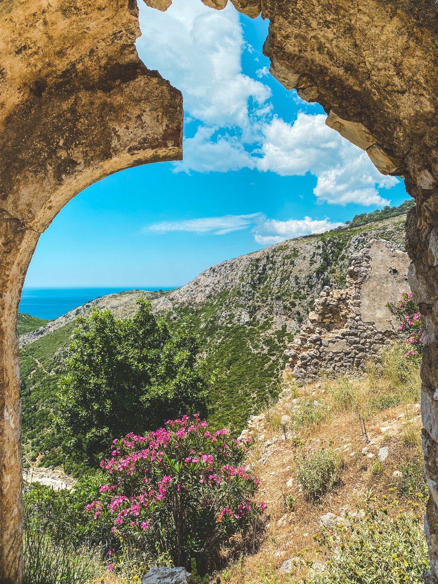 The view from the Himara Castle in Albania 🏰

Image by Gabriel Mello.

@JimBelushi heads to his beautiful home country to talk cannabis business… with the Albanian Prime Minister. Don’t miss the season finale of #GrowingBelushi tonight at 9p ET.