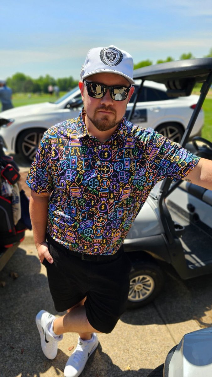 _SwagJeff's tweet photo. That golf course Swag. #RaiderNation #SundaySwagger https://t.co/OMOucQ4FYk