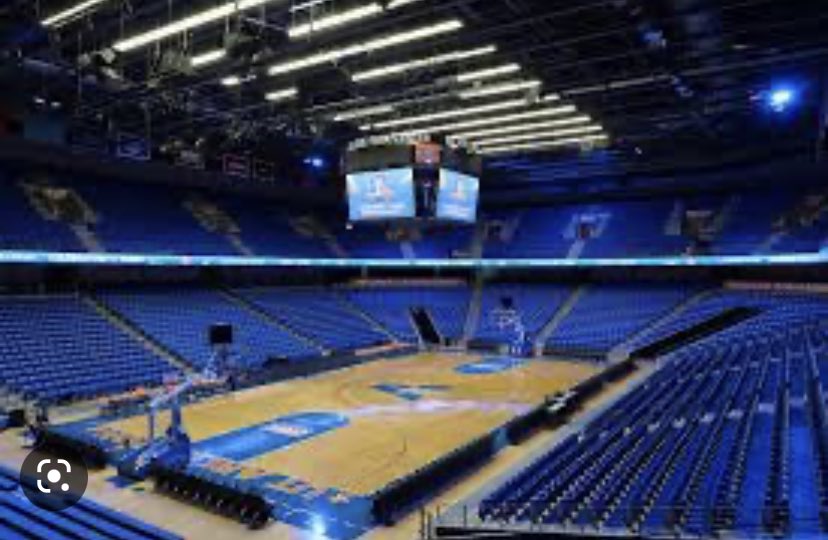 LukeWalsh1414's tweet photo. After a great conversation with coach, @Coach_Pickens I am thankful to receive an offer from the University of Texas at Arlington #gomavericks @PrepHoopsMO @BradBealElite @coachkwalsh https://t.co/T5A4LouEpU