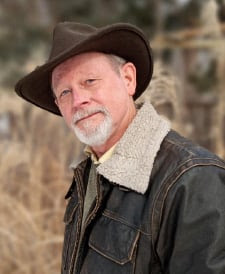 PugetSoundSinC's tweet image. Thurs, May 11, 7 PM - Zoom, members/invited chapters 
“What It Means to be a Writer” w/ @WmKentKrueger 
The dream of being a writer is one thing; the reality is another. William Kent Krueger will talk about the realities, good and bad, of being a writer. Ample time for questions.