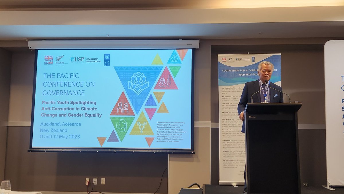 🎯At today's 'Pacific Conference on Governance', Pacific Islands Forum Secretary General Henry Puna speaks of #TeieniwaVision & other regional policy documents, commends the impact made by youth & encourages further bridgebuilding to advance #anticorruption 

#UNPRAC #PacificAct