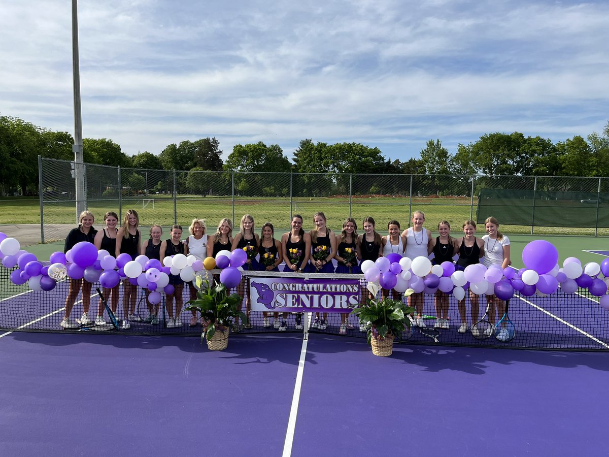 BGHSPurplesNews's tweet image. Congratulations to our senior members of the Lady Purples tennis team!