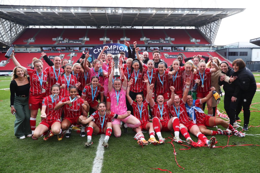 Lauren Smith tweet media