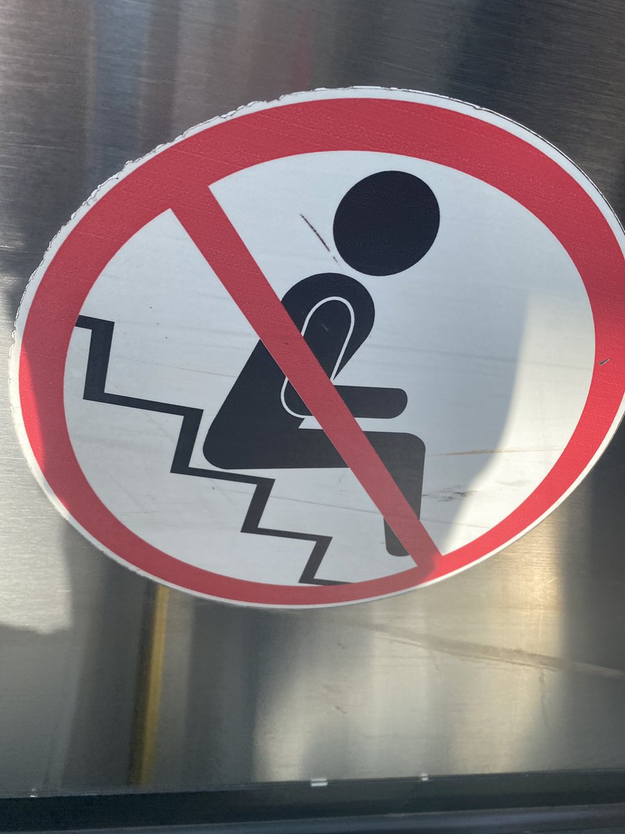 Johnny13's tweet image. Universal has a no BLJ policy! They expect you to get 70 stars like a chump. Sad.