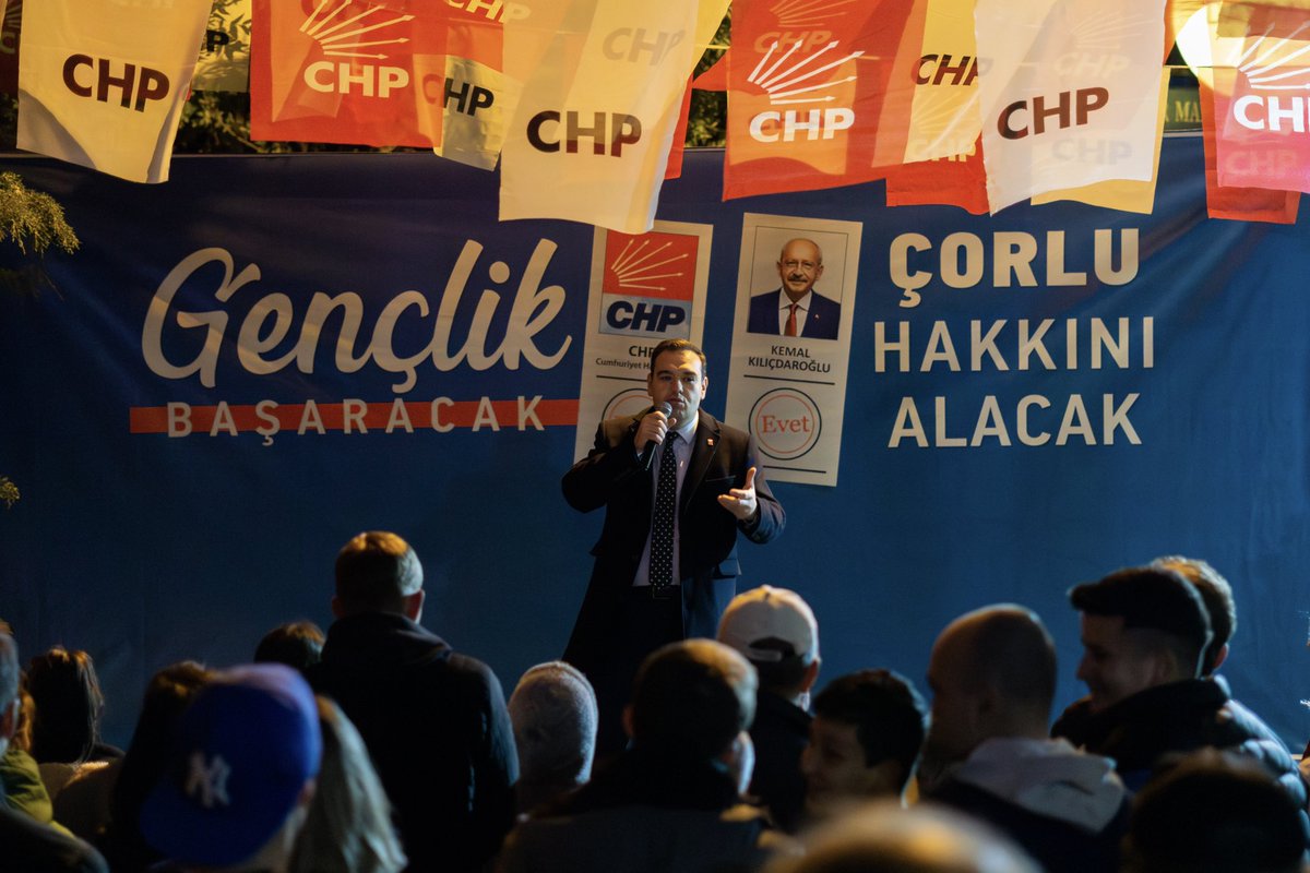 ulkemuruk's tweet photo. Çorlu’da Havuzlar Mahalle Buluşmamız soğuk havaya rağmen baharın müjdesi gibiydi. Biz hazırız. Geliyor gelmekte olan. #SanaSöz🫶🏻 https://t.co/hk6MXU4uhq