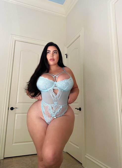 What&rsquo;s your favorite color lingerie for your woman to wear ? P.S. Do you SEE it ? 😻 https://t.co/YLa