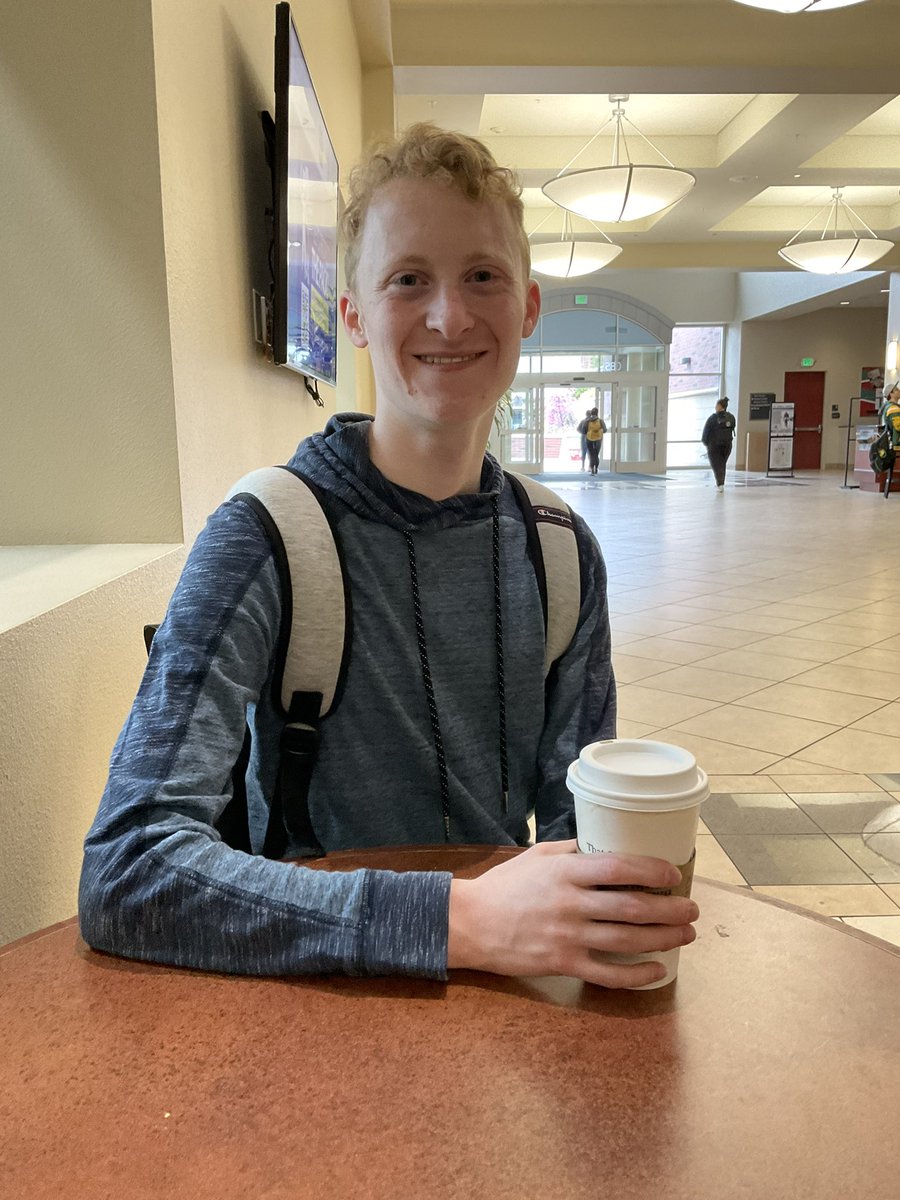 the_watch_kat's tweet photo. In #rsj108 we got the opportunity to have meaningful conversations with fellow UNR students.
This is Aaron Blum!! He is a journalism major and a graphic design minor.
#HumansOfUNR
1/ https://t.co/fhceycPkEq