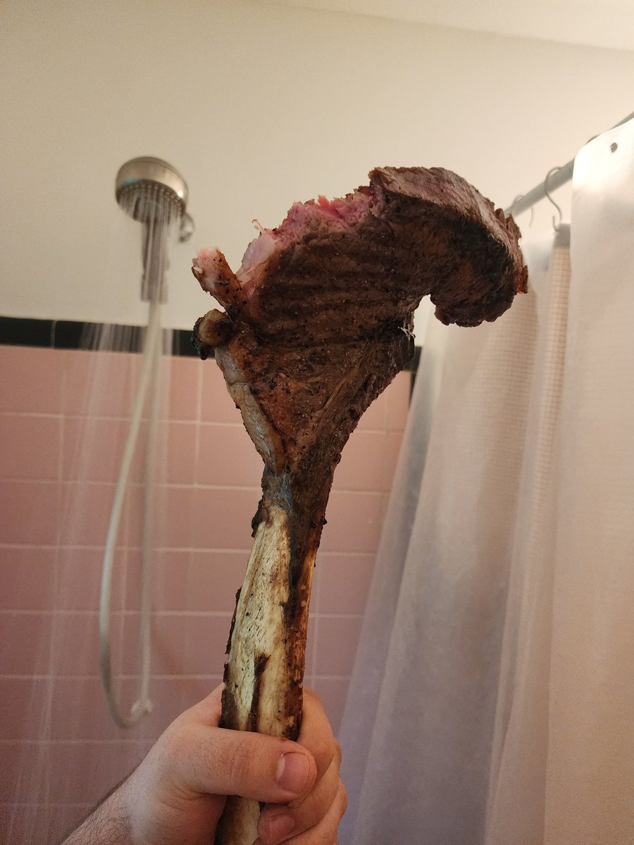 gazpachomachine's tweet photo. wow, I can't believe I got the Twitter Subscription button. Subscribe to Gaz for secret Shower Food Reviews, behind the scenes photos, sneak peeks of future projects &amp; photos from my day. Thank you friends &amp; as always do not send me any money if you are struggling financially. https://t.co/YDnkmQJbBq