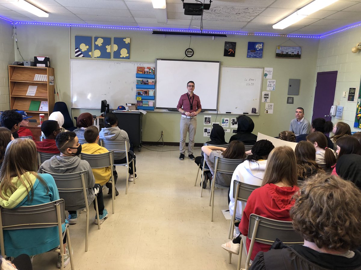 ALL grade 7-9 French immersion students <a href="/learysbrook/">Leary's Brook Jr High</a> were treated with a presentation from Storyteller Alexandre Matte today. 3 personal experiences teaching 3 valuable life lessons. <a href="/omatchim/">Owen Matchim (he/him)</a> @JennWhi84569862 <a href="/SonyaCollett2/">Sonya Collett</a> <a href="/NLESDCA/">NLESD</a> <a href="/EDU_GovNL/">Education and Early Childhood Development</a> <a href="/NltaSecond/">SecondLanguageCouncilNLTA</a>