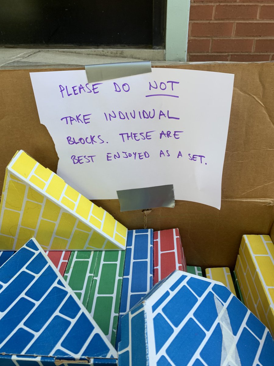 Park Slope, controlling even the stoop giveaways