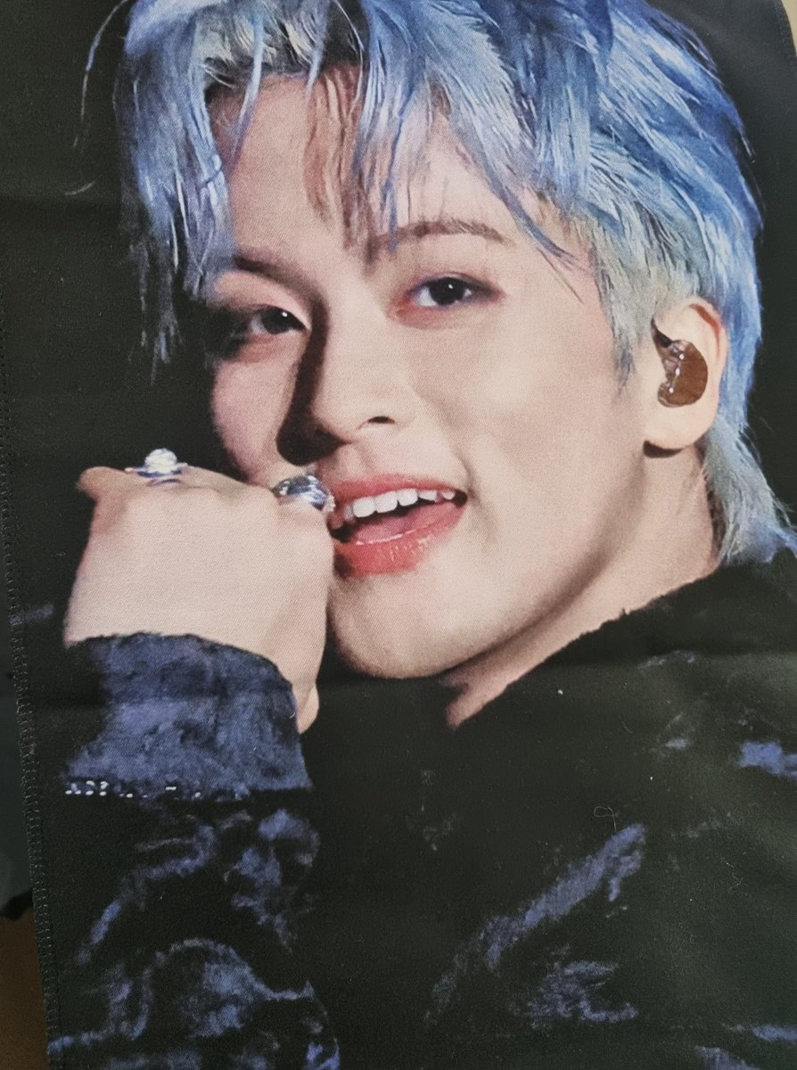 슬로건 진짜 너무 예뻐요🥹🥹💖살까말까 고민이신 분들은 모두 사시길....🫶