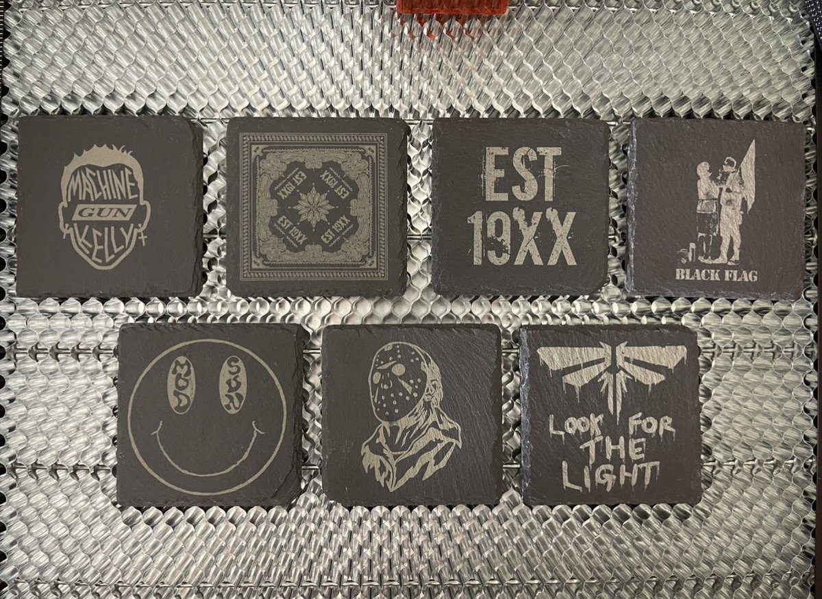KingerCustoms's tweet photo. I now can make custom coasters!

$7 each or $25 for a set of 4 + shipping!

Square or circle slate coasters available with a matte or glossy finish!

Message me if you’re interested! 😁🤘🏼 https://t.co/UDzaTnj4hS