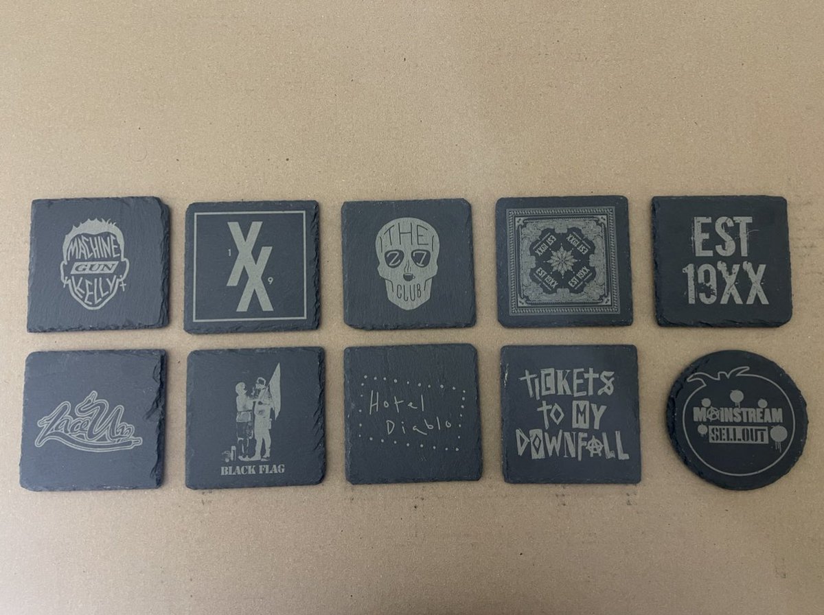 KingerCustoms's tweet photo. I now can make custom coasters!

$7 each or $25 for a set of 4 + shipping!

Square or circle slate coasters available with a matte or glossy finish!

Message me if you’re interested! 😁🤘🏼 https://t.co/UDzaTnj4hS