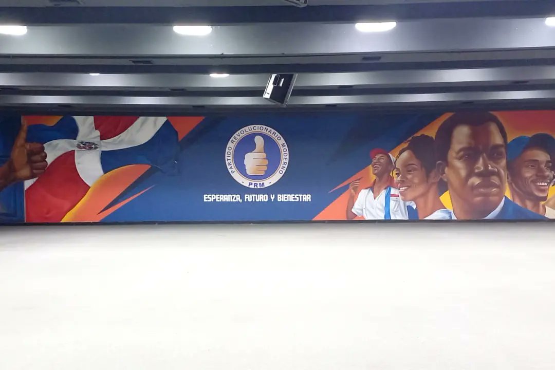 PRM_Oficial's tweet photo. Presentamos con orgullo el mural que rinde homenaje al inmenso legado de nuestro máximo líder el Dr. José Francisco Peña Gómez, develado en ocasión del 25 aniversario de su fallecimiento en la celebración inaugural de nuestra nueva Casa Nacional.

#PeñaVIVE #CasaNacionalPRM https://t.co/HLUyKsfxrX