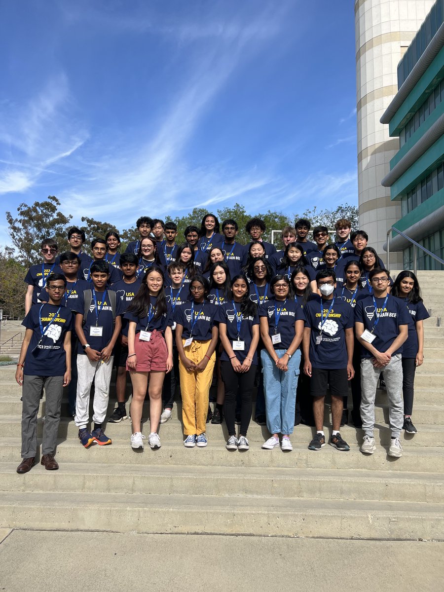 🧠🐝Last month we hosted the 2023 USA Brain Bee National Championship! 40 teens from 27 states engaged in 3 days of neuroscience! 

Read all about it:
cnlm.uci.edu/2023/05/08/202…