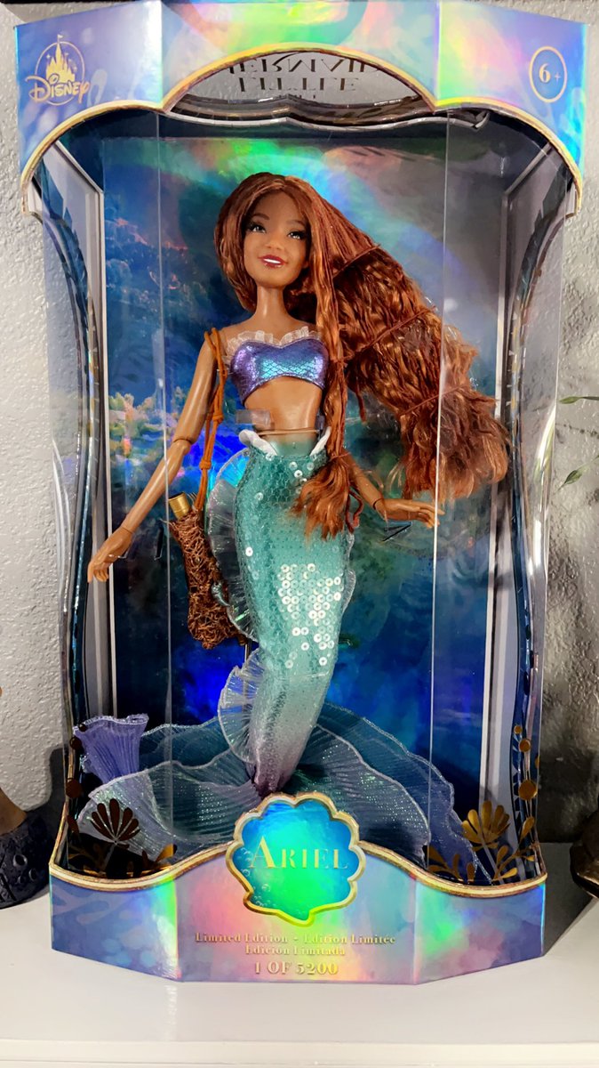 adamjrivera5's tweet photo. She’s so beautiful! Thank you @shopDisney  for sending me this so fast!! @LittleMermaid can’t wait to see this movie! Honestly my favorite, besides my 30th anniversary LE Ariel Doll. You all captured her beautifully, wish she was a little more colorful!! However can’t complain! https://t.co/FW25rc94BG