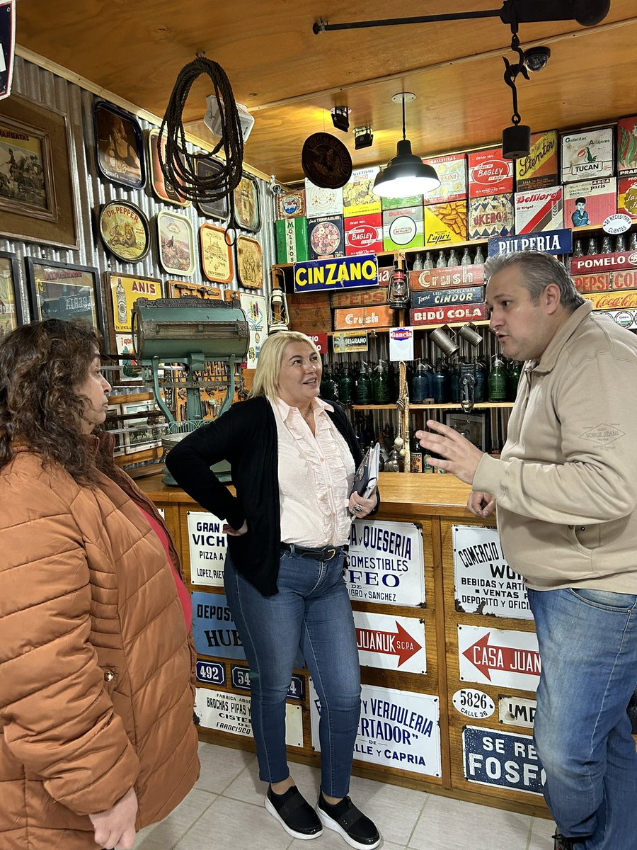 RosanaBertone's tweet photo. En Tolhuin visite el museo y restaurante “Raíces Fueguinas’ inaugurado el año pasado en el marco de los 50 años de la ciudad. 

Tuve la posibilidad de dialogar sobre un tema clave en la agenda de Tolhuin: el turismo. https://t.co/IQStvAzjkg