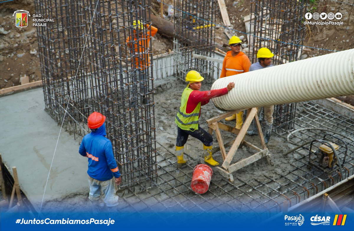municipiopasaje's tweet photo. Los trabajos de fundición se realizan en la margen del río, al otro lado del campo de aviación

Alcalde @cesarencaladae realizó supervisión de la obra junto a los técnicos de la contratista y el responsable de la fiscalización. El puente estará listo en el mes de octubre.

#obras https://t.co/R3DnxN3a91