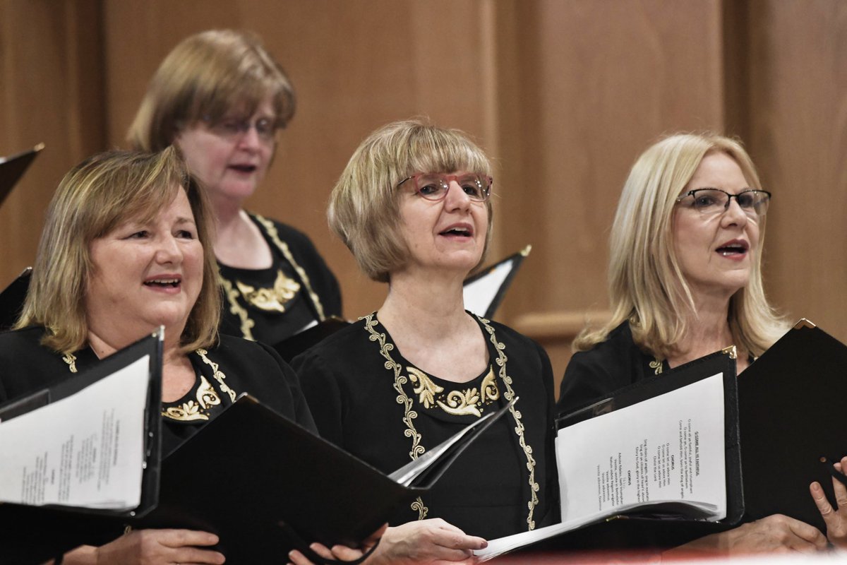 cccs_choir's tweet photo. Our concerts are our favorite way to connect with our audience. and this year, we're thrilled to be celebrating our 10th anniversary. 🎶 

We can't wait to share our 10th anniversary concert with you and continue our journey of musical exploration and growth! https://t.co/CGkdPPXnTq