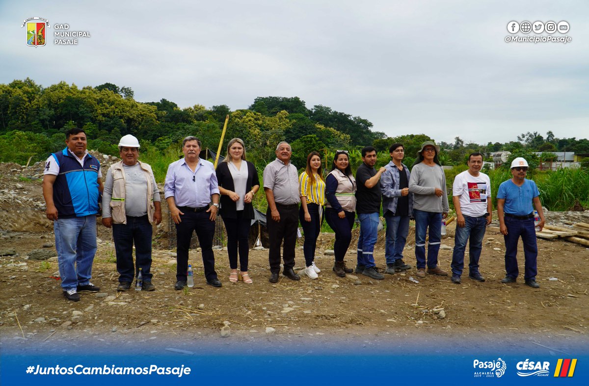 municipiopasaje's tweet photo. El consorcio construye las bases del puente elevado de 120 metros de largo, que sostendrá el nuevo acueducto de 500 mm, en el cruce del río Jubones.

La tubería instalada desde la planta a los reservorios en Tres Cerritos asegura el abastecimiento de 225 litros por segundo. https://t.co/fGEPQcSr3X
